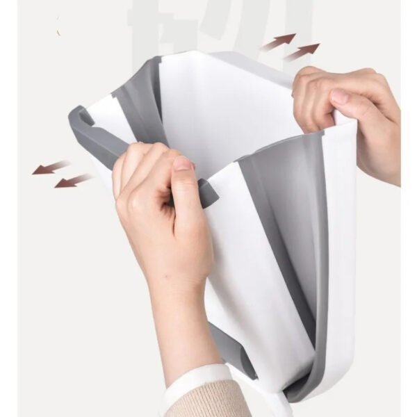 Poubelle murale de cuisine